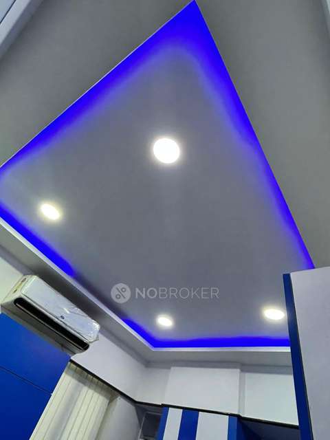 Co-Working space in Bluesky Immigration And Students Consultancy Services, Delhi for Rent