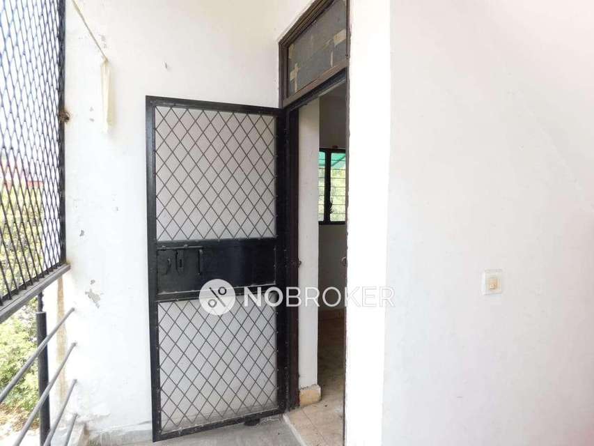 2 BHK Flat For Sale  In Chhatarpur