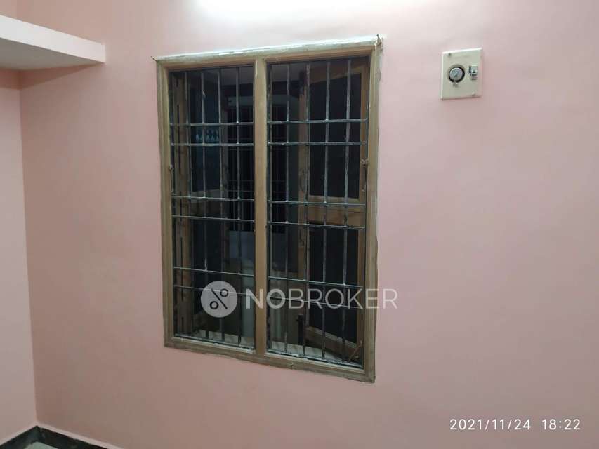 1 BHK Flat In Karan Apartment For Sale  In Mannivakkam