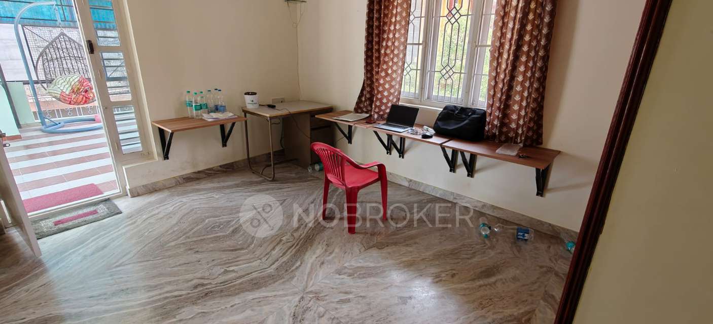 1 RK House for Rent  In 2nd Main Road