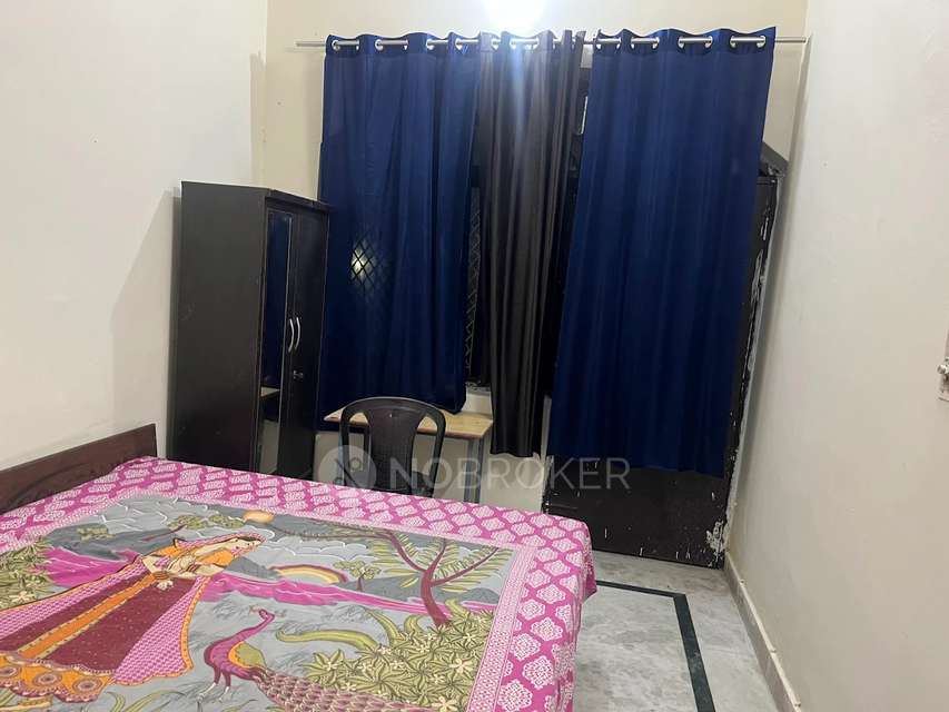 PG for Boys in Alpha 2, F Block 