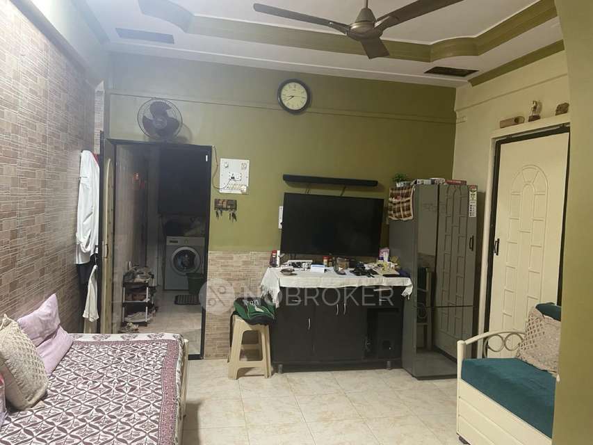1 BHK Flat In Self Help Chs for Rent  In Vile Parle West