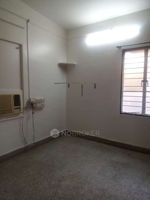 2 BHK Flat In Sunshine Apartment for Rent  In Prabhat Road