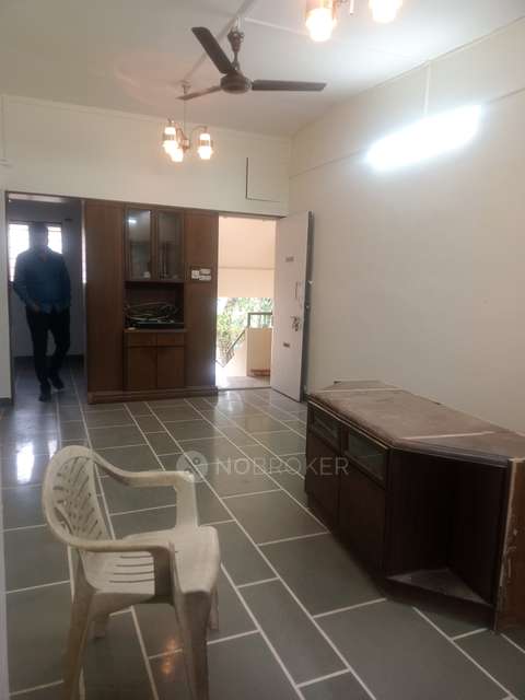 2 BHK Flat In Sunshine Apartment for Rent  In Prabhat Road