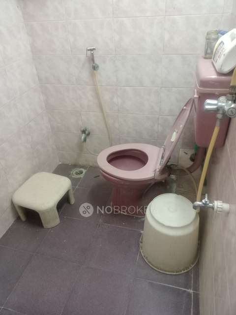 2 BHK Flat In Sunshine Apartment for Rent  In Prabhat Road