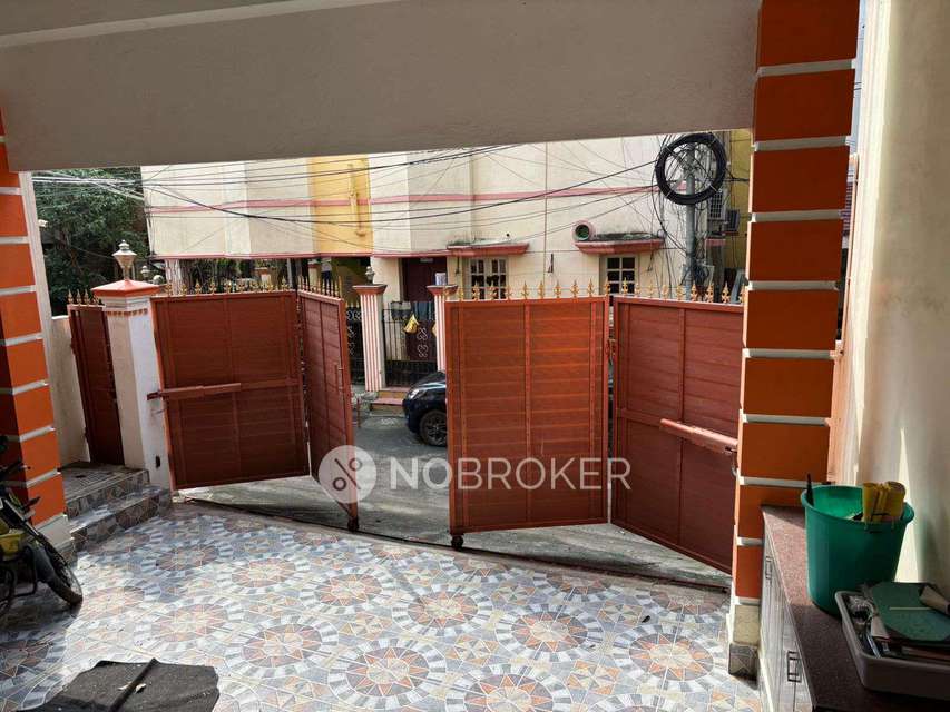 4+ BHK Flat In Standalone Building  For Sale  In Saligramam