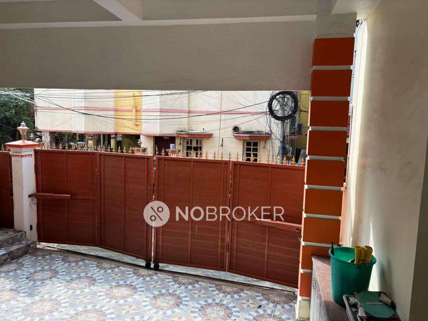 4+ BHK Flat In Standalone Building  For Sale  In Saligramam