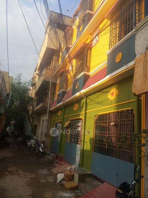 1 BHK House for Rent  In Pattukottai Azhagiri St
