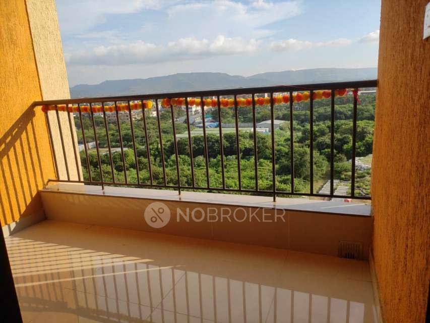 2 BHK Flat In Falcon Tower At Riverview City, Loni Kalbhor for Rent  In Magarpatta Riverview City