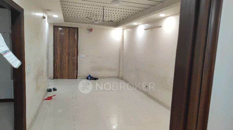 2 BHK Flat In Stand Alone Builiding  for Rent  In Sector 8