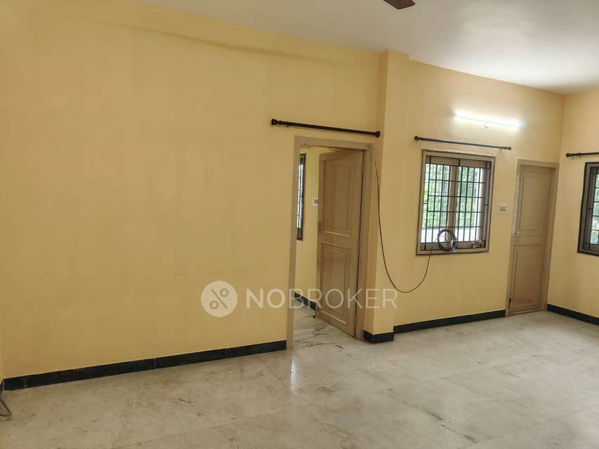 2 BHK Flat In Neelkanth Apartments For Sale  In Kotturpuram