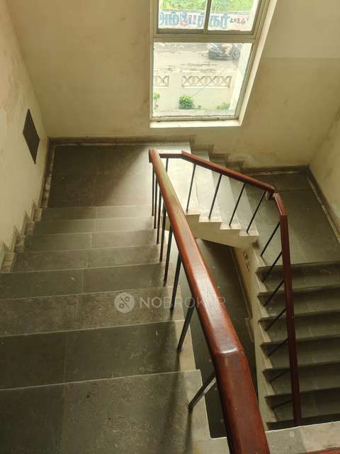 2 BHK Flat In Neelkanth Apartments For Sale  In Kotturpuram