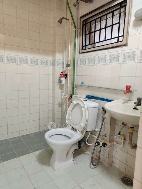 2 BHK Flat In Neelkanth Apartments For Sale  In Kotturpuram