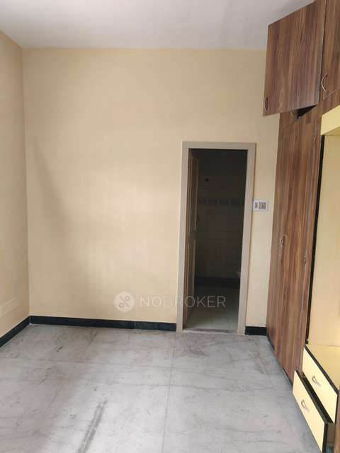 2 BHK Flat In Neelkanth Apartments For Sale  In Kotturpuram