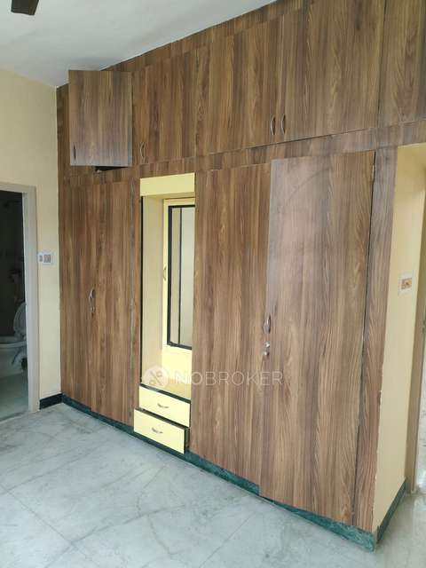 2 BHK Flat In Neelkanth Apartments For Sale  In Kotturpuram