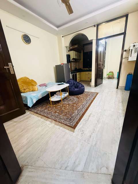 2 BHK Flat In Stnadalone Building for Rent  In Dwarka Sector 8