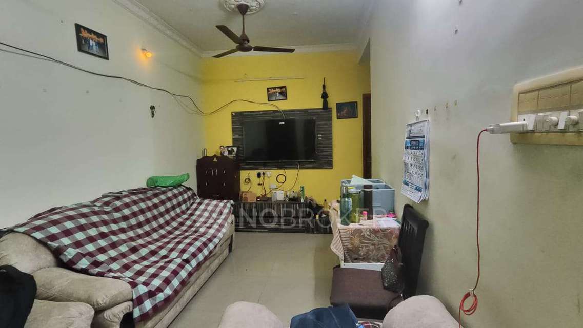2 BHK Flat In Thamizhar Kudiyiruppu for Rent  In Pallikaranai