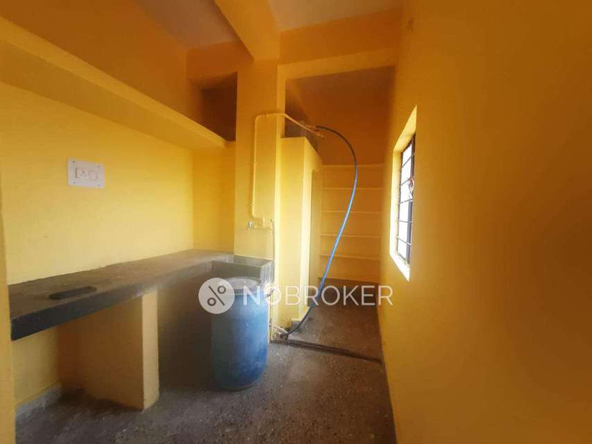 2 BHK Flat In Raja Mani Heights  For Sale  In Alwal