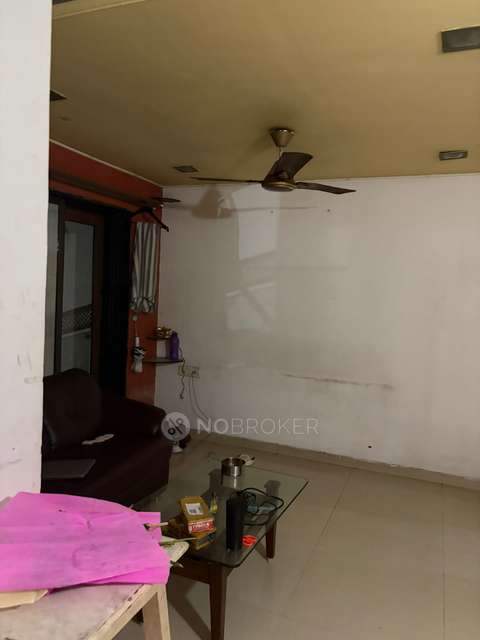 Shared Room for Female In 2 BHK  In Kavesar, Swastik Residency In Aakash Ganga Complex