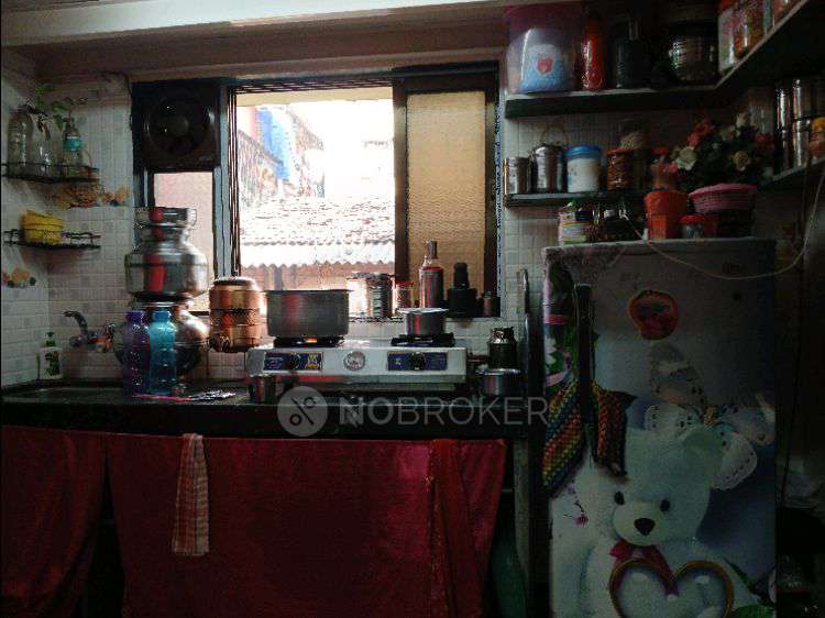 1 RK Flat In Mahajan House Dharavi for Rent  In Sion