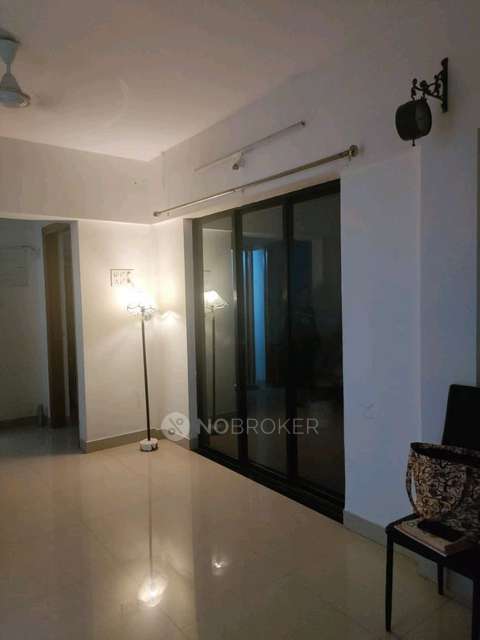 Shared Room for Female In 2 BHK  In Raheja Vistas Phase 3 In Mohammed Wadi
