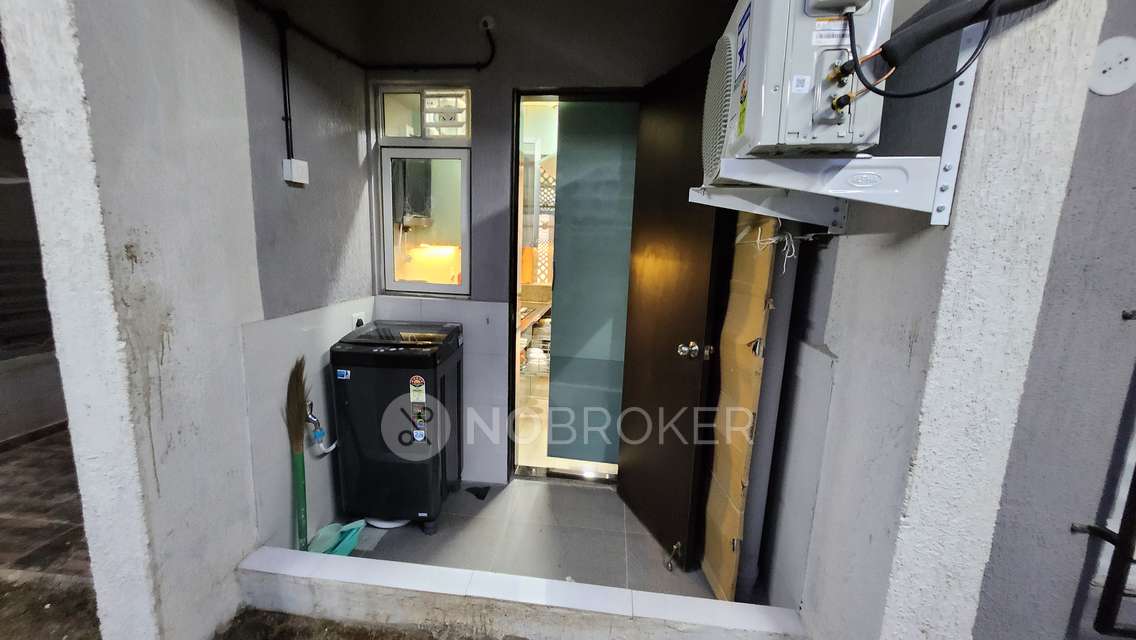 1 BHK Flat In Kolte Patil Universe R10 for Rent  In , Tathawade,