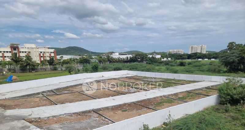 2 BHK Flat In Anugaraha for Rent  In Mudichur