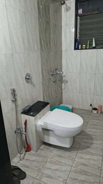 Shared Room for Male In 3 BHK  In Richmond Park  In Rahatani