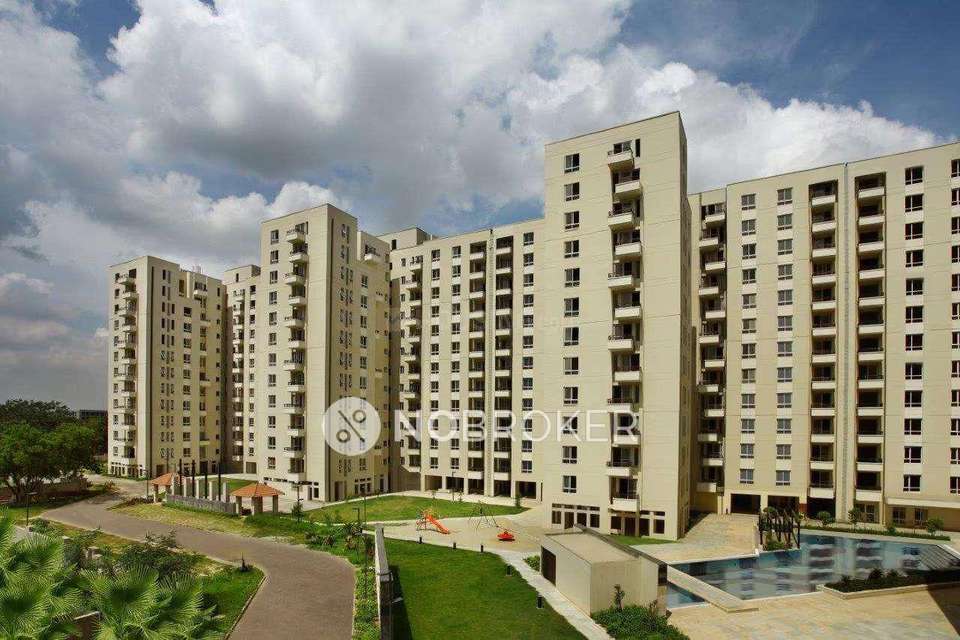 2 BHK Flat In  Monsoon Breeze For Sale  In Sector 78,