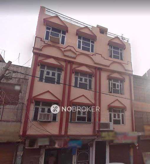 2 BHK Flat In Joshi Lane , Karol Bagh for Rent  In Karol Bagh
