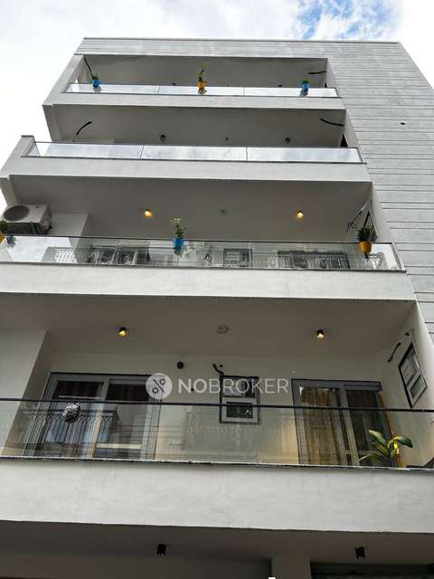 1 BHK Flat For Sale  In Vasant Kunj Enclave