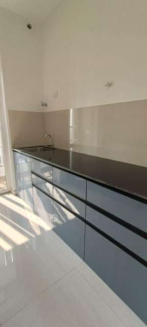 2 BHK Flat In The Central Park, Pimpri-chinchwad for Rent  In Runwal Pune