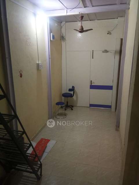 Shop in Goregaon West, Mumbai for sale 