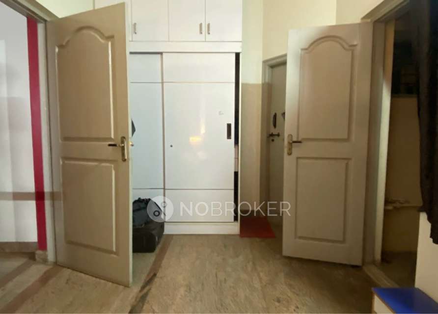 Single Room for Male In 3 BHK  In Doddanekkundi