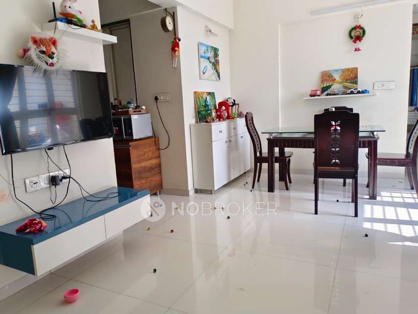 2 BHK Flat In Sun Sapphire for Rent  In Hadapsar, Pune