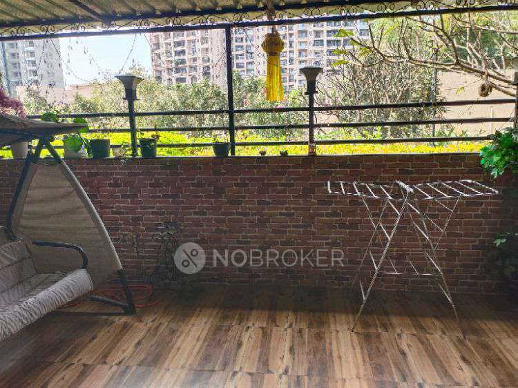 2 BHK Flat In Raheja Vistas Premiere Maxima for Rent  In Mohammed Wadi