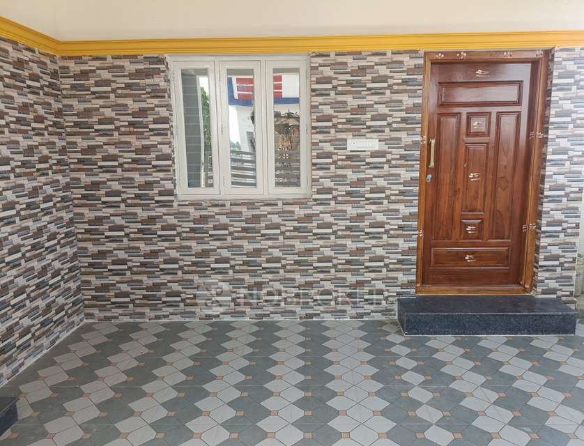 2 BHK Flat In Lsr Building, Kammasandra Road for Rent  In Gundur Village