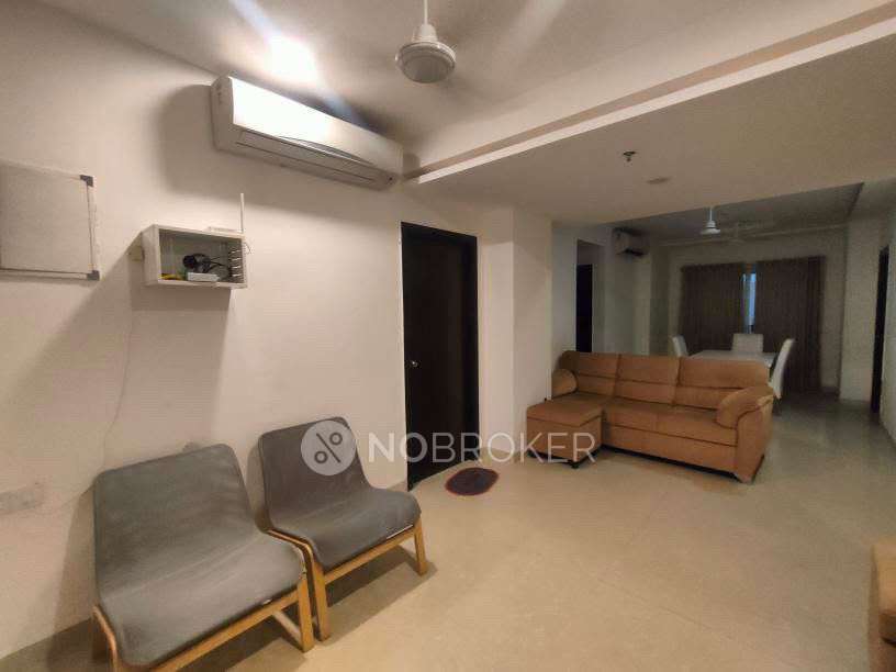 3 BHK Flat In Phoenix Golfedge Residences for Rent In Gachibowli