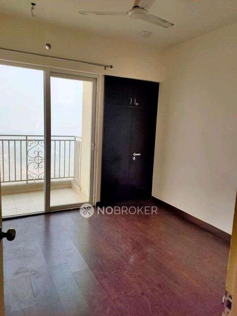 2 BHK Flat In Mahagun Mantra 2 For Sale  In Vaidpura