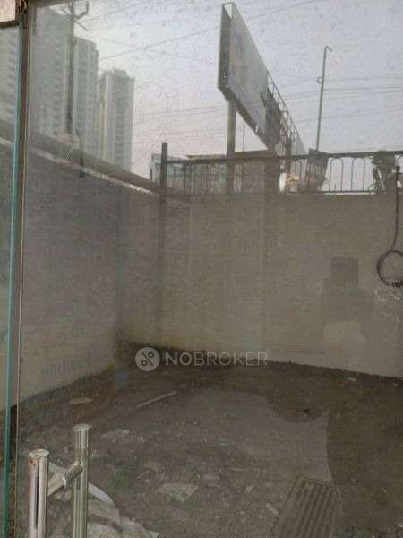 Showroom in Indirapuram, Ghaziabad for Rent 