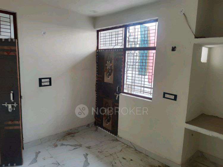 1 RK House for Rent  In 109, Near Holy International School