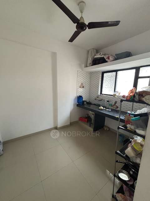 Single Room for Female In 1 BHK  In Yashwant Building  In Karve Nagar