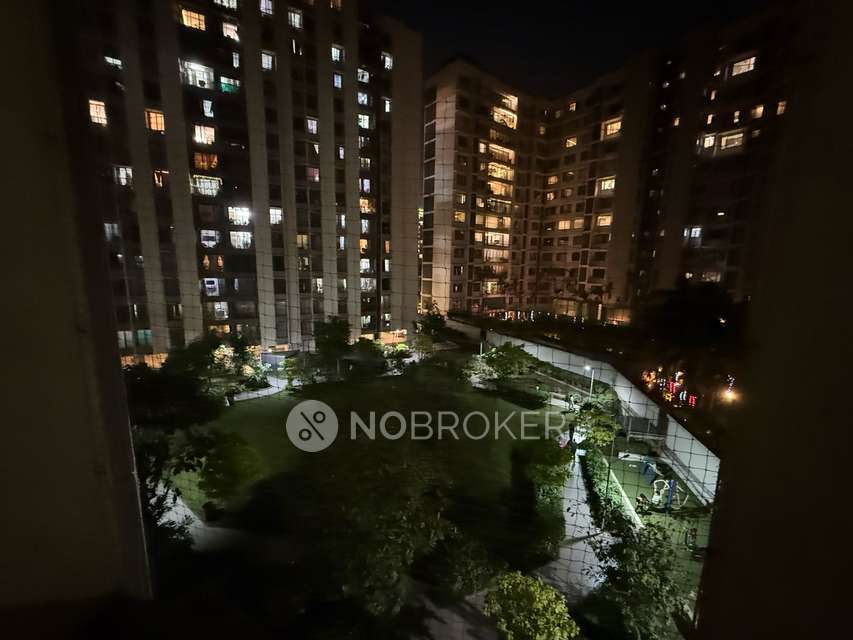 2 BHK Flat In Mahalaxmi Towers  For Sale  In Andheri West