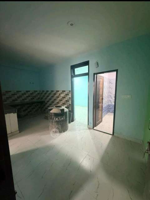 2 BHK House for Rent  In 610, Syndicate Market, Palam Colony, Raj Nagar Extension, I, Delhi, 110077, India