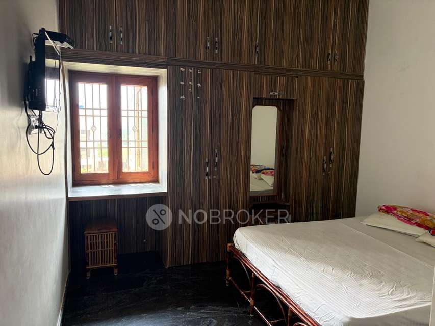 PG for Boys in Room In Oragadam