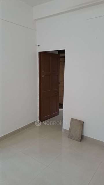1 RK House for Rent  In Sterling Multi Speciality Hospital