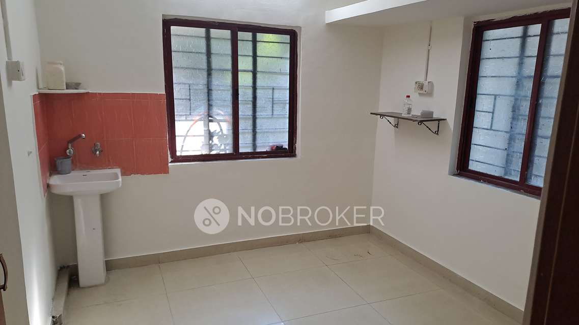 1 RK House for Rent  In Sterling Multi Speciality Hospital