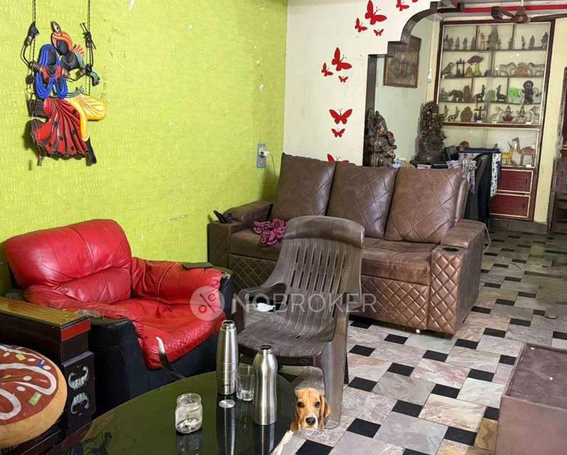 Shared Room for Male In 2 BHK  In Kphb Phase 2, Kukatpally