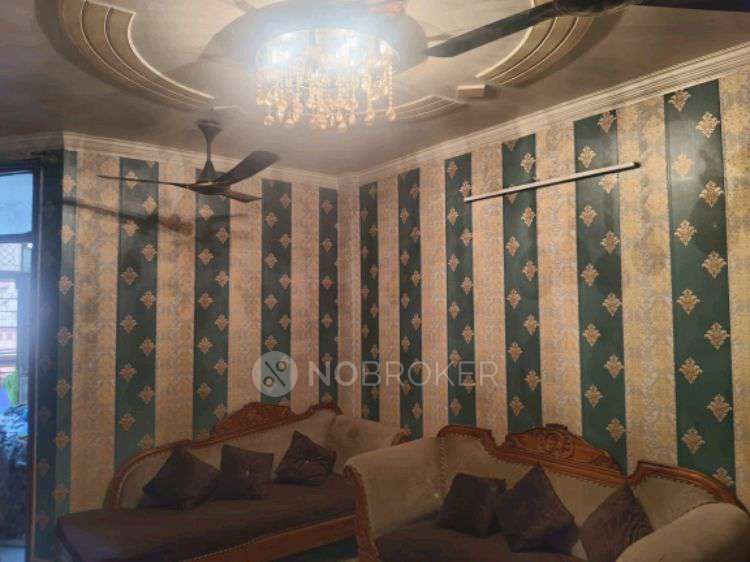 Single Room for Male In 2 BHK  In Laxmi Kunj Apartments In Sector 13