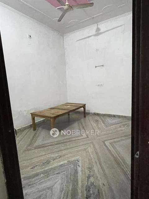 4+ BHK Flat In Standalone For Sale  In Najafgarh